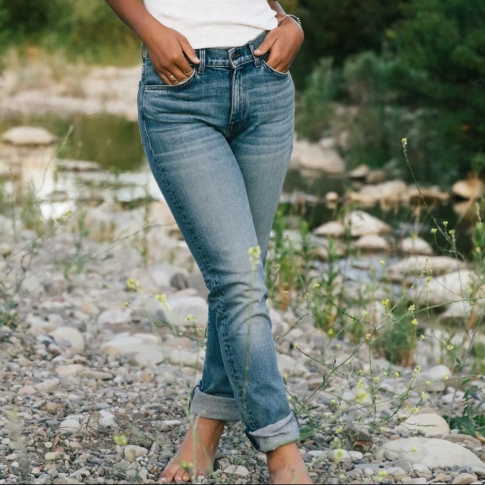 imogene + willie imogene slim Jeans in Light Blue Wash